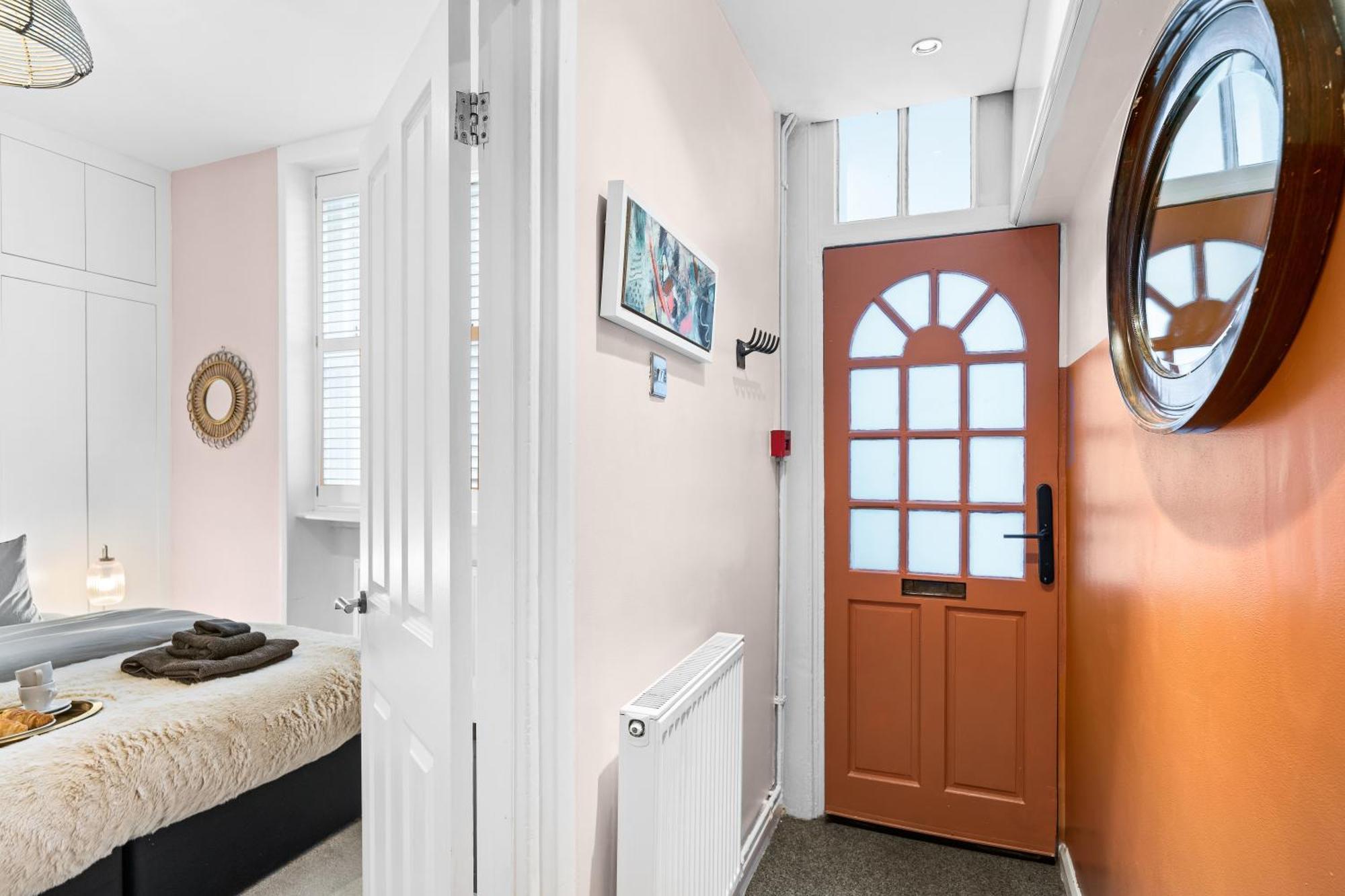 The Artist's Retreat Apartment